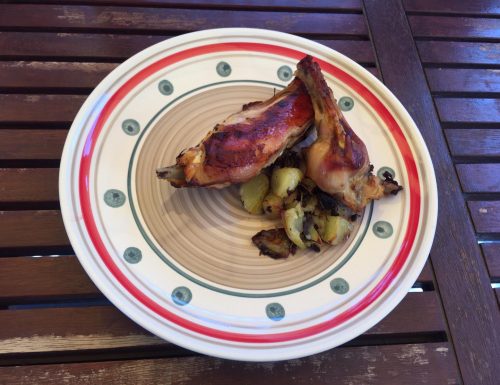 Pollo paesano al forno con patate e rosmarino